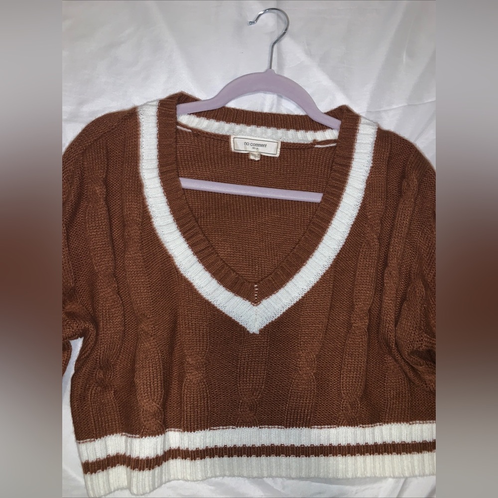 Crop top sweater